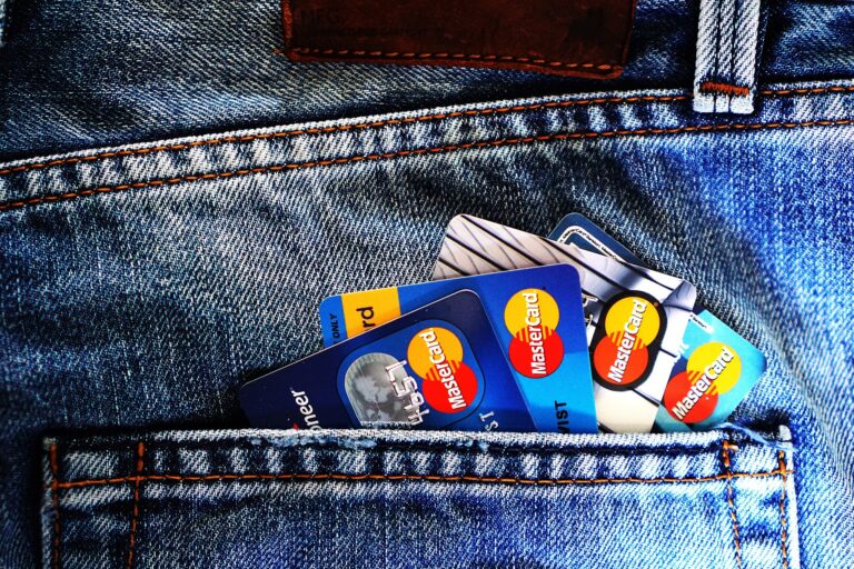 How Many Credit Cards Should You Have